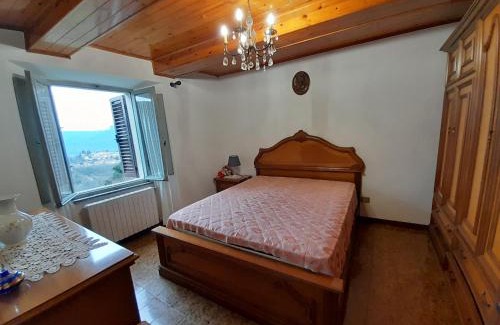 Barga Apartment | Cozy Appartamento ai Domenichetti: Pet & Child Friendly Stay