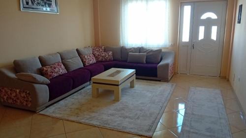 Paskuqan Apartment | Appartamento