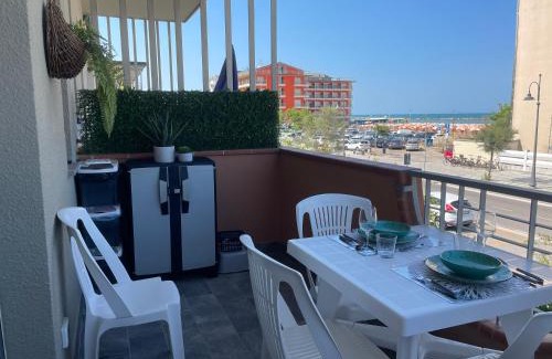 Villamarina Apartment | Oceanfront Appartamento Albachiara Vistamare - 4 Star Stay