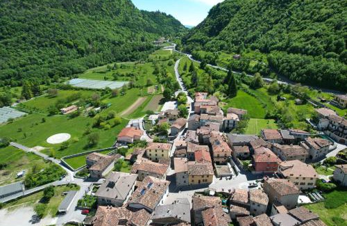 Prabione Apartment | Pet-Friendly Appartamento Alle Fontane with High Guest Ratings