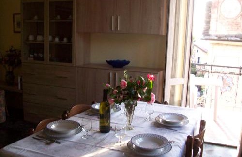 Cannero Riviera Apartment | Cozy Appartamento Alpini - Child-Friendly Retreat