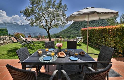 Prabione Apartment | Pet-Friendly Appartamento Angelica 5 - Family Getaway