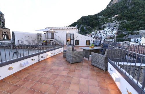 Amalfi Apartment | Oceanfront Retreat at Antica Residenza Amalfitana