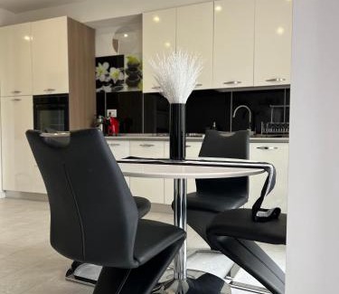 Vicenza Apartment | Pet-Friendly Appartamento ARIS: Guest Rated 9.2/10