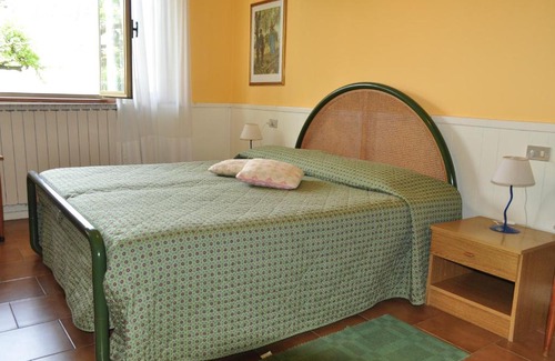 Pettenasco Apartment | Pet and Child Friendly Appartamento Azalea - 8/10 Rated Stay