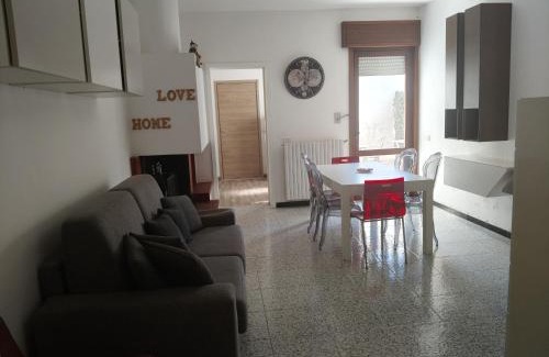Melendugno Apartment | Pet-Friendly Getaway at Appartamento 'IL GIRASOLE' - 9.1/10