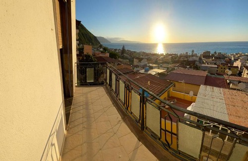 Bagnara Calabra Apartment | Ocean View Appartamento Bagnara Calabra - Pet Friendly Stay