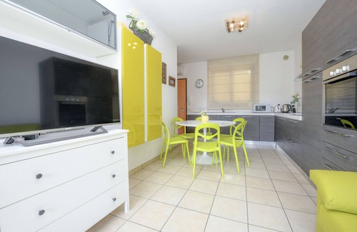 Lugana Apartment | Experience Appartamento Benacus F4 with Oceanfront Views