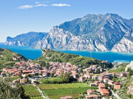 Torbole sul Garda Apartment | Oceanfront Appartamento Benji1 with Pool and Great Views
