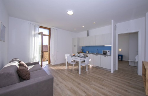 Riva del Garda Apartment | Experience Appartamento Blu in Riva del Garda, Italy