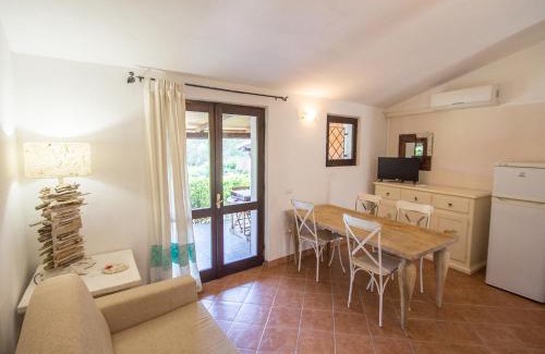 Porto Pollo House | Budelli Apartment: 700m to the Beach with Oceanfront Views