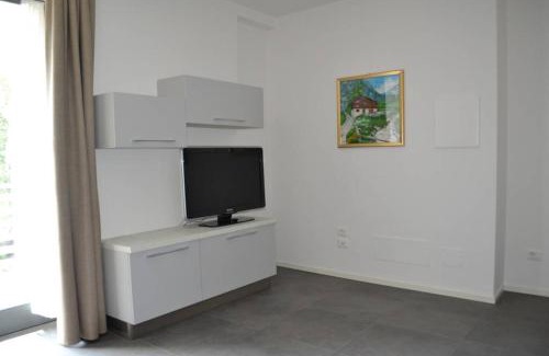 Male Apartment | Child-Friendly Appartamento Casa Alpi with High Guest Rating