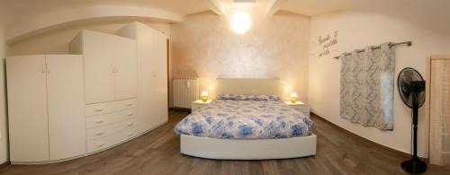 Besano Apartment | Pet-Friendly Appartamento Casa del Sole with 9.5/10 Rating