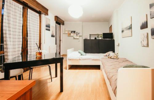 Downtown Apartment | Comfortable Stay at Appartamento Castelli - Family Friendly