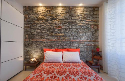 Campo di Marte Apartment | Modern Apartment with AC & WIFI near Historic Center
