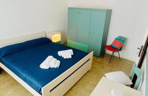 Giglio Porto Apartment | Pet-Friendly Apartment with Private Parking in Giglio Porto