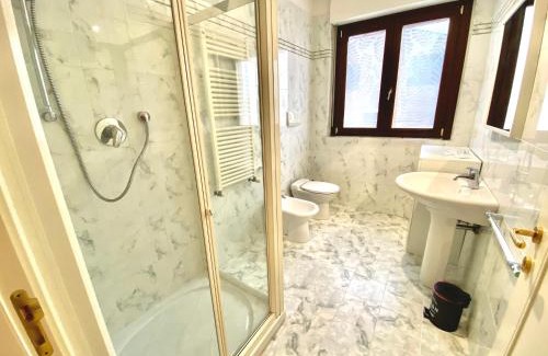 Pescara Apartment | Convenient Getaway: Pet-Friendly Apartment Near Attractions