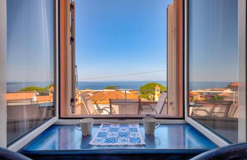 Chiessi Apartment | Seaside Apartment in Chiessi - Pet and Child Friendly Retreat