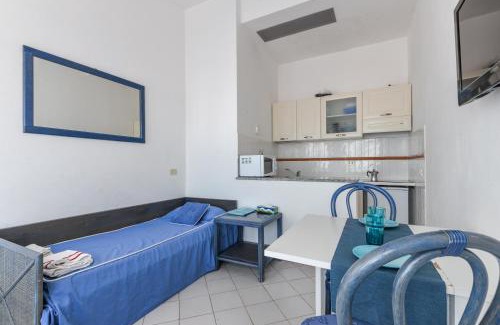 Chiessi Apartment | Seaside Apartment in Chiessi - Pet and Child Friendly Retreat