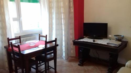Arona Apartment | Pet-Friendly Appartamento Corallo - Rated 9.5/10