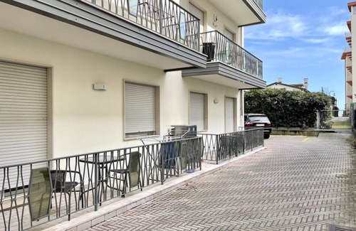 Lido di Jesolo House | Discover Apartment Cristina 2 - Pet & Child Friendly Retreat