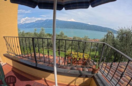 Villavetro Apartment | Ideal Appartamento Cristol with Oceanfront Views & More