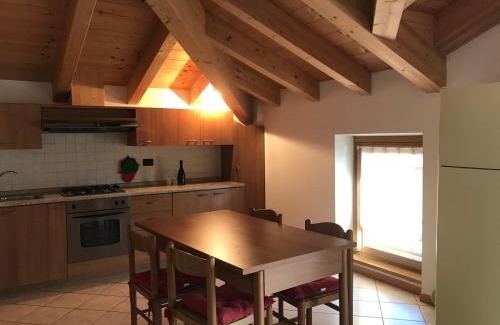 Ronzo-Chienis Apartment | Pet-Friendly Retreat at Agriturismo Monica with Great Amenities