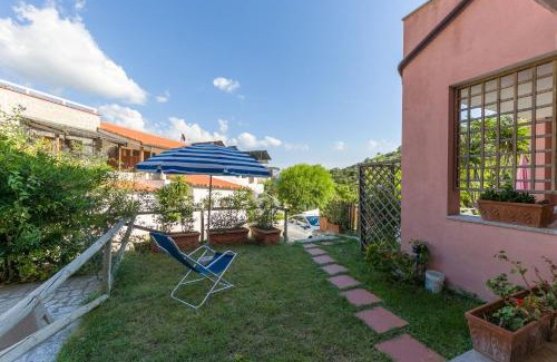 Fetovaia Apartment | Pet-Friendly Appartamento Daniela in Fetovaia - Rated 9/10