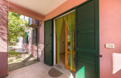 Fetovaia Apartment | Pet-Friendly Appartamento Daniela in Fetovaia - Rated 9/10