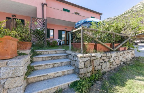 Fetovaia Apartment | Pet-Friendly Appartamento Daniela in Fetovaia - Rated 9/10
