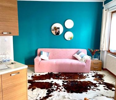 Tirano Apartment | Guest Rated 9.4: Family-Friendly Appartamento Decanter