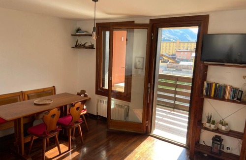 Passo del Tonale Apartment | Child-Friendly Retreat at Appartamento Deer with High Ratings