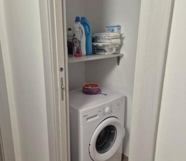 Fondi Apartment | Family-Friendly Getaway at Appartamento dei nonni di Gio e Cry