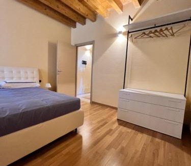 Endine Gaiano Apartment | Cozy Appartamento del BUFO: Family & Pet-Friendly Retreat