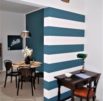 Pegli Apartment | Oceanfront Appartamento del Porticciolo - Guest Rated 9.8
