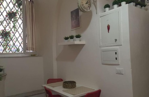 Naples City Centre Apartment | Pet-Friendly Appartamento del Purgatorio - 4-Star Perfection