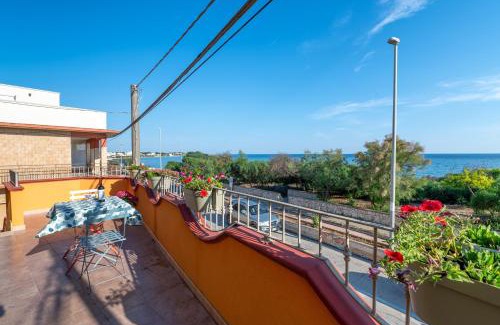 Torre Ovo House | Cozy Appartamento Delle Sirene: Family-Friendly Retreat