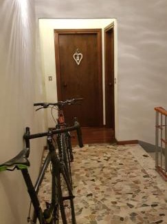 Auronzo di Cadore Apartment | Cozy Appartamento Dolomiti: Pet and Child Friendly Retreat