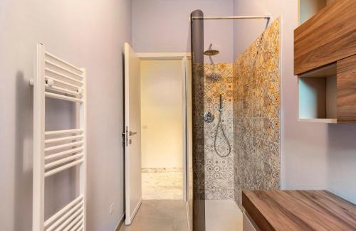 Voghera Apartment | Guest Rated 9/10 - Appartamento Duomo with Hot Tub