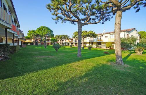 Pieve Vecchia Apartment | Oceanfront Retreat at Appartamento Elena - Rated 9/10