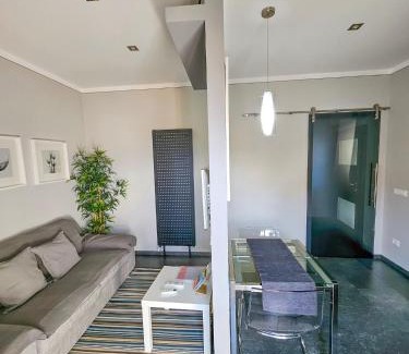 Cannero Riviera Apartment | Welcoming Casa Lucia: Family-Friendly Retreat with Great Reviews