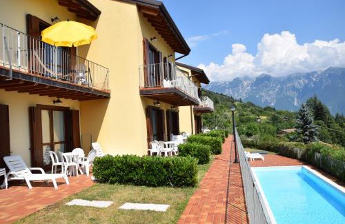 Gardola Apartment | Experience Appartamento Elisabetta: Family & Pet Friendly Stay