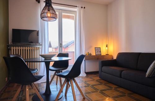 Feriolo Apartment | Highly Rated Appartamento Filippo: Pet-Friendly Retreat