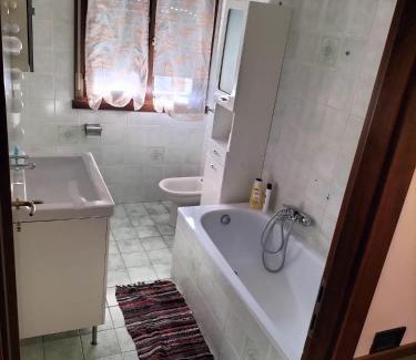 Padova Apartment | Cozy Appartamento Fornace: Oceanfront with Pet-Friendly Options