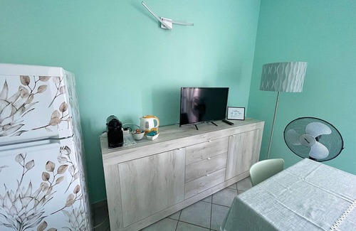 Saline Sadun Apartment | Oceanfront Appartamento Germoglio with Pet-Friendly Amenities