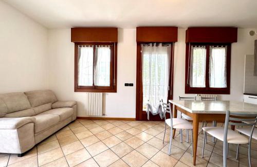 Lido di Jesolo Apartment | Family-Friendly Appartamento Ginevra with Ocean Views