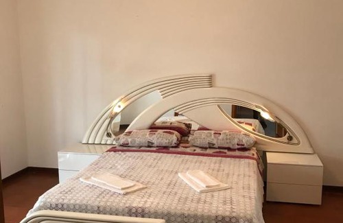 Lamezia Terme Apartment | Cozy Appartamento Gio with Ocean View & Pet-Friendly Perks
