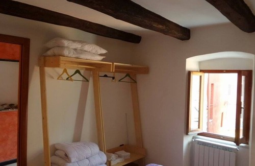 Fosdinovo Apartment | Comfortable Stay at Appartamento Giucano in Fosdinovo