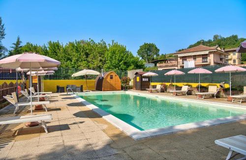 San Matteo Apartment | Relax at Appartamento Glicine with Pool and Hot Tub