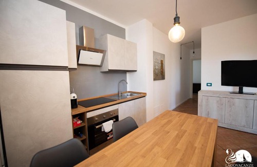 Crociale Apartment | Discover Appartamento Golf Resort: Pet-Friendly Retreat